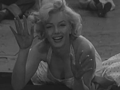 Marilyn Monroe Gif, Marilyn Monroe Old, Chinese Theater, Douglas Fairbanks, Jane Russell, Mary Pickford, Gentlemen Prefer Blondes, Hollywood Boulevard, Marilyn Monroe Photos