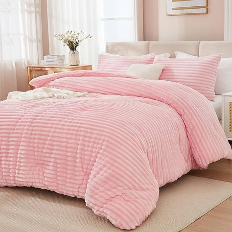 Amazon.com: Andency Fluffy Queen Comforter Set, Super Soft White Comforter Queen, Winter Warm Fleece Faux Fur Bedding Set, Luxury Plush Fuzzy Bed Set 3 Pieces (1 Shaggy Comforter, 2 Pillowcases) : Home & Kitchen Light Pink Comforters, Comforter Sets Queen Size, King Sized Comforter Sets, Bedding Sets Pink, Girly Bedding Aesthetic, Pink Fluffy Bedding, Pink Bed Set Ideas, Preppy Bed Comforter, Pink Bedsheets Ideas