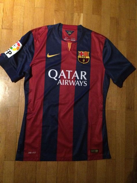 Barcelona Home football shirt 2014 Barca Jersey, Barcelona 2014, Barcelona Jersey, Barcelona T Shirt, Neymar Barcelona, Barcelona Shirt, Barcelona Home, Fcb Barcelona, Barcelona Jerseys