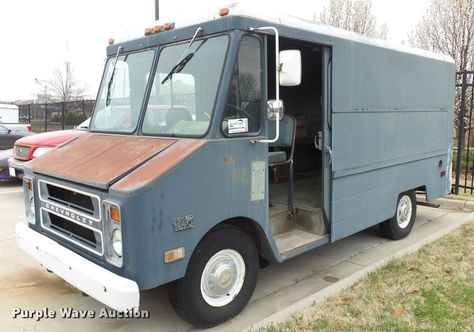 1984 Chevrolet Step Van 20 delivery truck | Item DB3865 | 4-... Perspective References, Truck Conversion, Delivery Trucks, Work Van, Customised Trucks, Delivery Van, Post Apo, Box Truck, Step Van