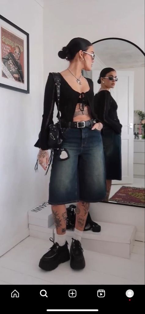 Punk Bar Outfit, Metro Boomin Concert Outfit Ideas, Young Miko Concert Outfit Ideas, Knocked Loose Concert Outfit, Urban Grunge Outfits, The Marias Aesthetic Outfit, Yeat Rapper Concert Outfit, Alternative High Fashion, Indie Gig Outfit