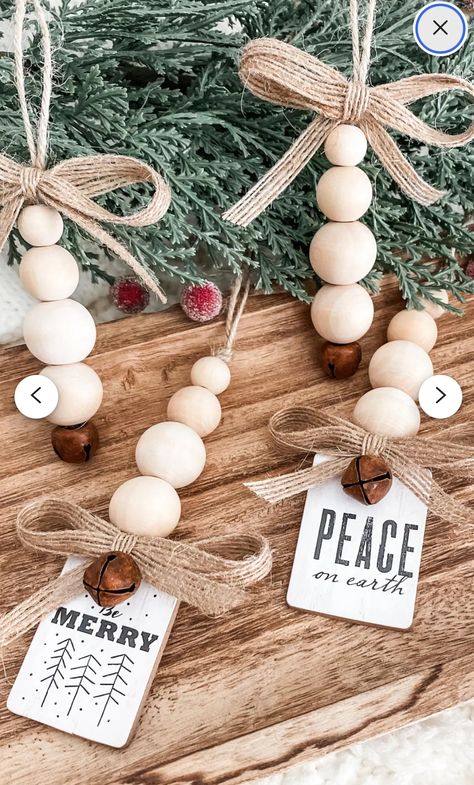 Decorate With Wooden Beads, Wooden Bead Ornaments Diy, Wood Bead Ornaments Diy, Wooden Ball Garland, Wooden Bead Christmas Ornaments, Wood Bead Garland Diy, Bead Garland Diy, Diy Wood Bead Garland, Bead Christmas Ornaments