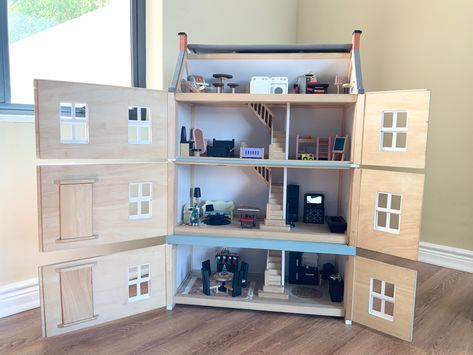 Plan toys dollhouse makeover Plan Toys Dollhouse Makeover, Plantoys Victorian Dollhouse, Kid Kraft Dollhouse Makeover, Plan Toys Victorian Dollhouse, Dyi Doll House, Dollhouse Attic, Kidkraft Dollhouse, Dollhouse Makeover, Jenga Blocks