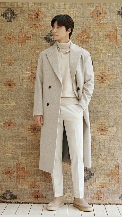 Coats For Man, Korean Men's Fashion, White Man Outfit, Winter Look Men, Men Style 2024, Korean Mens Outfits, Korean Men Outfit, Man Korean Style, Suit Outfit Men