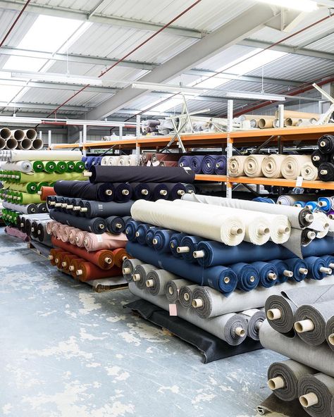 Warehouse volumes.⠀ A walk through our textile mill Wooltex in Yorkshire presents some colourful glimpses. ⠀ #textileuniverse  #innerworkings #materiallove #wool #behindthescenes #beginnings #industrialbeauty #textileproduction #wooltex #england #kvadrattextiles #textiles Factory Photoshoot, Fabric Shop Display, Clothing Manufacturing, Design Studio Workspace, Sewing Factory, Clothing Store Interior, Fashion Dream Job, Warehouse Design, Sewing Room Design