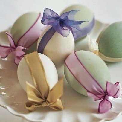 Splendid Sass: PINTEREST FAVORITES Decorated Easter Eggs, Decorated Eggs, Easter Blessings, Easter Parade, Easter Inspiration, Egg Crafts, Easter Greetings, Easter Time, Hoppy Easter