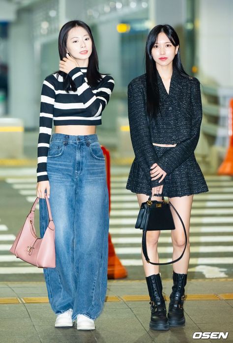 Tzuyu Fashion, Mina Tzuyu, Twice More & More, Bts Twice, Baggy Clothes, Twice Kpop, Airport Fashion, At The Airport, Airport Style