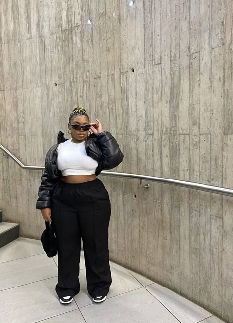 Thick Body Outfits Streetwear, Street Style Aesthetic Plus Size, Plus Size Street Wear Outfits, 3x Plus Size Outfits, Streetwear Fashion Plus Size Women, Plus Size Baddies Outfit Ideas, Baddie Plus Size Outfits, Streetwear Fashion Women Plus Size, Club Outfits For Women Plus Size