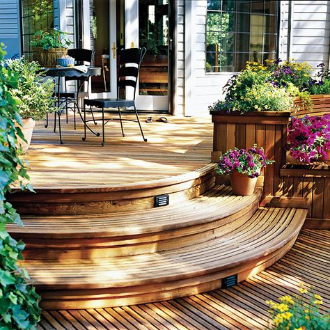 Deck To Patio Transition Stairs, Rounded Steps Patio, Circular Decking Ideas, Curved Deck Ideas, Deck To Patio Transition Ideas, Deck To Patio Transition, Curved Steps, Freestanding Deck, Curved Stairs