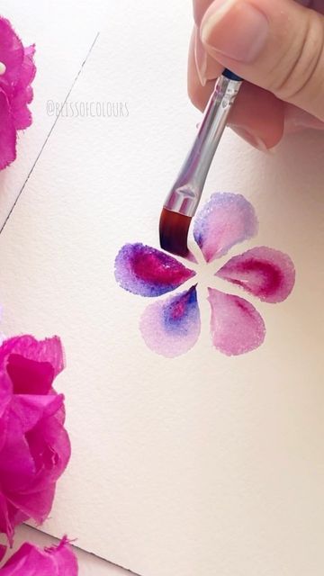 Simple Paintings, Easy Flower Painting, Flower Flat, Instagram Painting, Watercolor Lettering, Watercolor Flower Art, Acrylic Painting Tutorials, Flower Artwork, Flat Brush