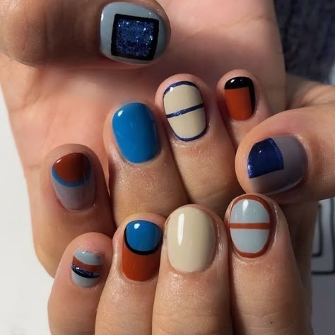 Multi Nails Color, Hippie Nails Simple, Hippie Nails, Tarot Readings, Minimalist Nails, The Empress, Fire Nails, Dream Nails, Funky Nails