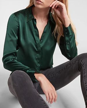 Satin Button Up Outfit, Satin Button Down Shirt Outfit, Green Blouse Outfit, Green Top Outfit, Satin Button Down Shirt, Emerald Green Blouse, It Professional, Portofino Shirt, Shirts And Blouses