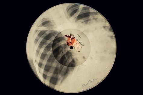 Soviet-era bootleg music recorded on discarded X-ray plates Round Pictures, In Soviet Russia, Carrd Png, Rock Vinyl, Soviet Russia, X Rays, Artist Aesthetic, Vinyl Labels, Vinyl Music