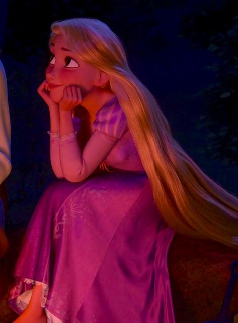 Couple Matching Wallpaper Aesthetic, Rapunzel Y Flynn, Pretty Disney Princess, Disney Princess Tangled, Brown Hair Cartoon, Princess Tangled, Tangled Wallpaper, Disney Movie Scenes, Hair Cartoon