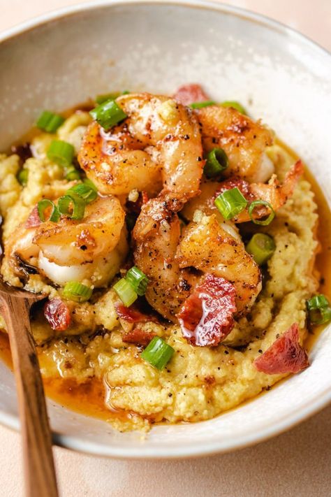 Shrimp Breakfast Recipes, Keto Grits, Cheesy Shrimp And Grits Recipe, Shrimp Breakfast, Cheesy Shrimp And Grits, Shrimp And Cheese Grits, Keto Dairy Free, Shrimp Grits Recipe, Chicken Mushroom Casserole