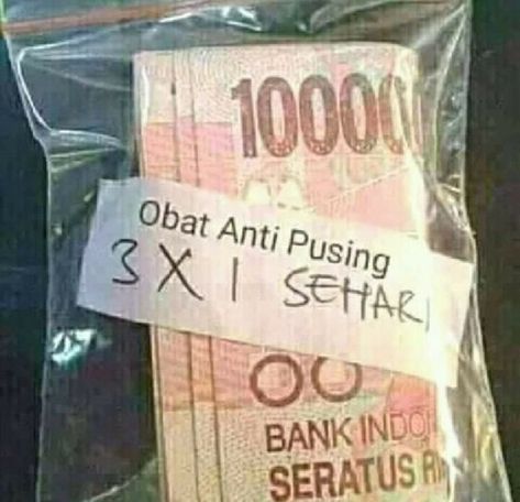 10 Meme Lucu Uang Rupiah Ini Usil dan Kocak Banget | Dailysia Barbie Jokes, Image Meme, Quotes Lucu, Twitter Funny, Cute Jokes, Jokes Pics, Funny Words, Cartoon Jokes, Jokes Quotes