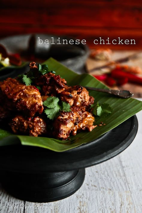 Easy Balinese Chicken @ Not Quite Nigella Bali Recipes, Balinese Chicken, Balinese Recipe, Bali Food, Themed Dinner, Indonesian Cuisine, Cooking School, Indonesian Food, Asian Cooking