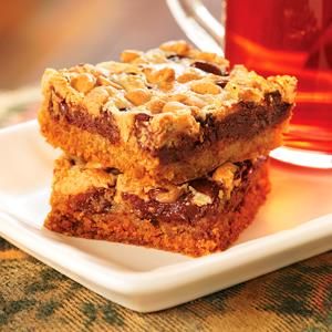 Double Delicious Cookie Bars Eagle Brand Recipes, Chocolate Chip Cookie Bars, Eagle Brand, No Bake Bars, Cookie Bar Recipes, Bars Recipe, Cake Mix Cookies, Great Desserts, Sweetened Condensed Milk