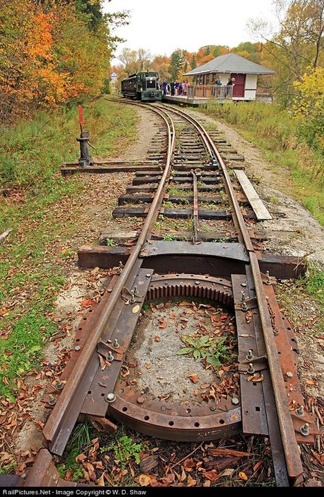 Huntsville Ontario, Railroad Images, Old Steam Train, Train Miniature, Abandoned Train, Railroad Pictures, Train Times, Railroad Photography, Railroad Photos