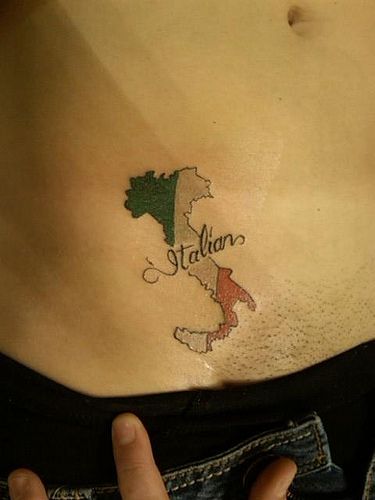 If this is a chick it's a HOT photo!!! Phrases About Love, Italian Quote Tattoos, Italian Love Quotes, Girl Flower Tattoos, Italian Sayings, Sayings About Love, Italy Tattoo, Italian Tattoos, Pride Tattoo