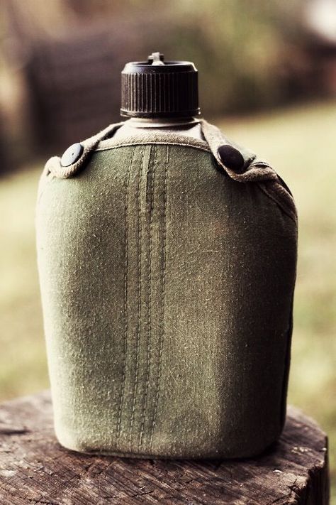 Lodge Bar, Canteen Bottle, Camping Things, Camping First Aid Kit, Water Canteen, Mess Kit, Mens Gadgets, Maker Project, Army Surplus