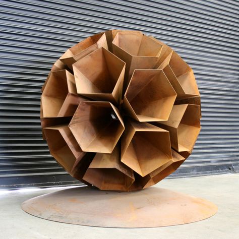 Asterisk – Lump Sculpture Studio Material Exploration Design, Hexagon Sculpture, Sphere Sculpture, Sculpture Studio, Sphere Design, Concept Models Architecture, Instruções Origami, Architecture Design Sketch, Geodesic Dome