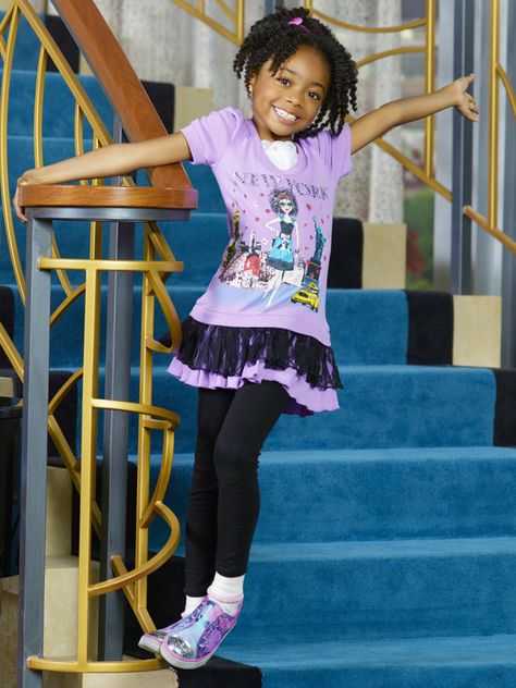 Zuri2 divafied like miss Zariah Skai Jackson Jessie, Drake Wife, Zuri From Jessie, Skai Jackson Outfits, Zuri Ross, Sky Jackson, Ski Jackson, Hey Jessie, Disney Jessie