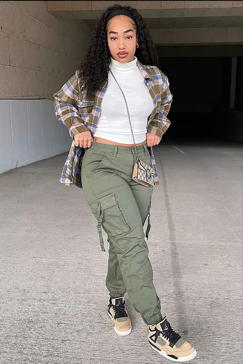 #mushrooms #jordan4 #flannel #cargopants Black Cargo Pant, Olive Green Pants Outfit, Green Cargo Pants Outfit, Green Pants Outfit, Olive Green Cargo Pants, Cargo Outfit, Winter Pants Outfit, Flannel Outfits, Cargo Pants Outfit