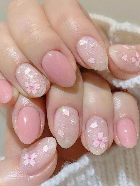 Nail Inspo Cherry Blossom, Flower Nail Inspiration, Cherry Blossom Inspired Nails, Sakura Inspired Nails, Sakura Blossom Nails, Kimi Ni Todoke Nails, Nail Art Cherry Blossom, Shojo Nails, Cardcaptor Sakura Nails