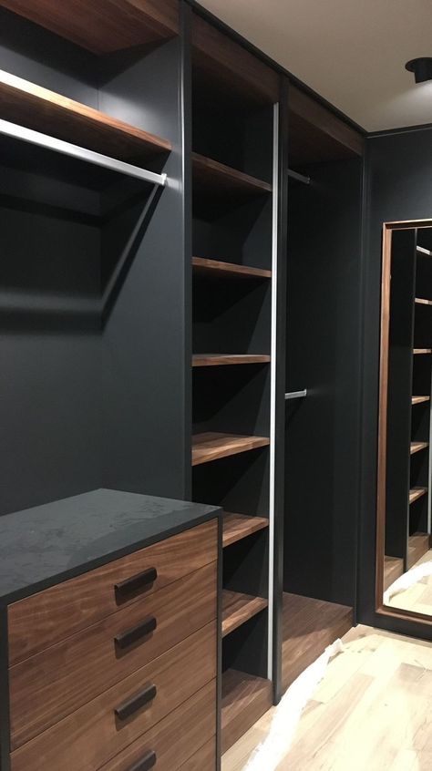 Mens Custom Closet, Mens Pax Wardrobe Ideas, Men’s Walk-in Closet, Black Wardrobe Bedroom Ideas, Masculine Closet Ideas, Masculine Walk In Closet, Black Master Closet, Men’s Closet Ideas, Black Closet Interior