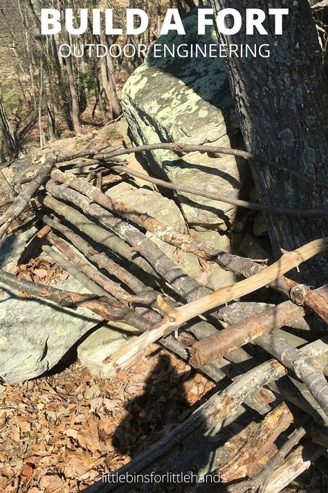 Stick Fort, Wildlife Activities, Woodland Activities, Natural Playscapes, Outdoor Forts, Natural Playground Ideas, Nature Camp, Nature Exploration, Outdoor Learning Spaces