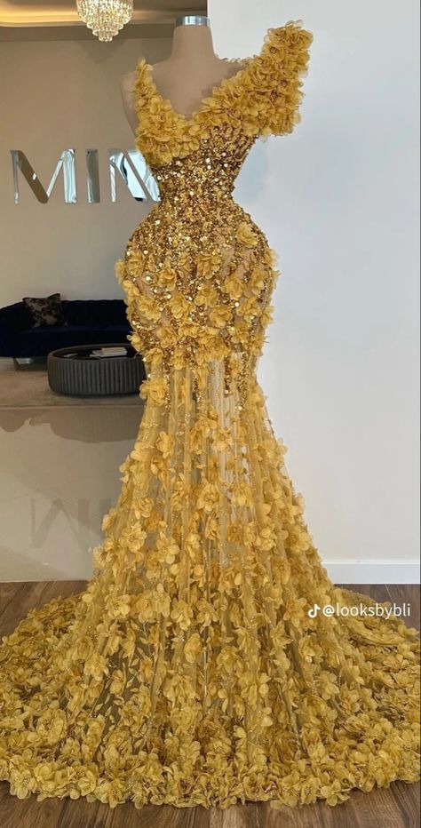 Africa Prom Dresses, Extravagant Prom Dresses, African Prom Dresses, Gorgeous Prom Dresses, Prom Girl Dresses, Dinner Dress Classy, Senior Prom Dresses, Classy Prom Dresses, Stunning Prom Dresses