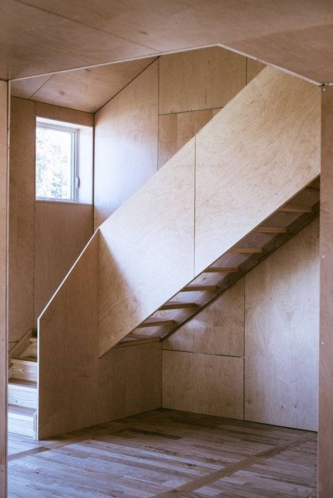 the zero house is an attempt to meet the highest goals in sustainable building Plywood House, Toxic Free Living, Plywood Interior, Interior Staircase, Sustainable Building, Wood Architecture, Staircase Railings, Modern Stairs, Toxic Free