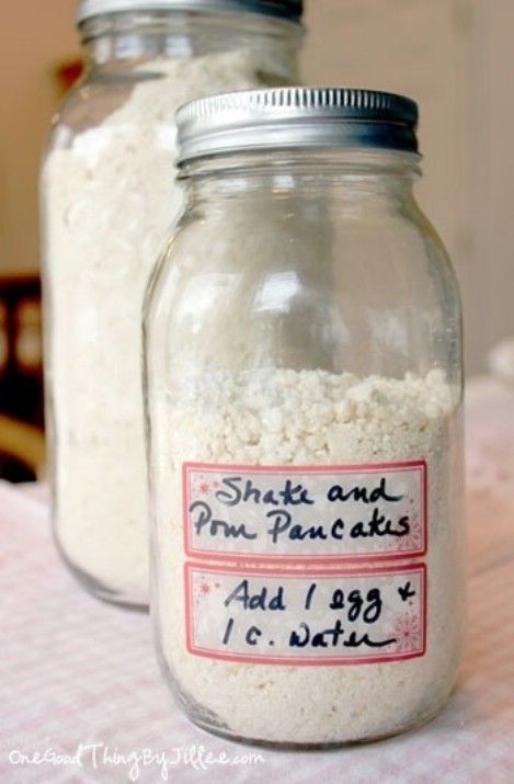 Homemade “Shake and Pour” Pancake Mix! Pancake Mix Uses, Camping Diy Projects, Pancake Mix, Camp Cooking, Camping Fun, Camping Essentials, Camping Ideas, Camping Food, Camping Equipment