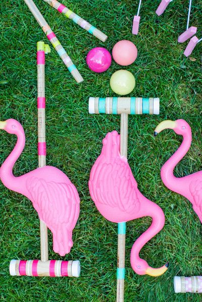 Flamingo Croquet: http://www.stylemepretty.com/2015/09/03/diy-yard-games-as-seen-on-the-today-show/ Alice In Wonderland Croquet, Flamingo Croquet, Diy Yard Games, Alice In Wonderland Tea Party Birthday, Onederland Birthday Party, Mad Hatter Party, Alice In Wonderland Birthday, Alice In Wonderland Tea Party, Flamingo Party