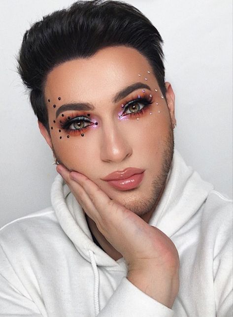 Manny Mua Makeup, Manny Mua, Hoodie Season, Liquid Shadow, Yt Channel, 50 Shades, Insta Makeup, Face Painting, Hyaluronic Acid