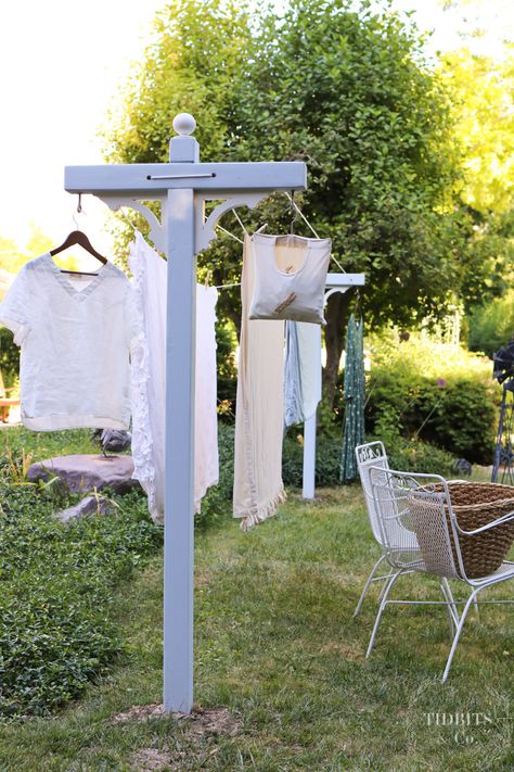 Make a charming outdoor clothesline with this simple tutorial. Nothing beats the feel and freshness of line dried linens! Clothes Lines Ideas Outdoor, Outdoor Clothesline, Outdoor Clothes Lines, Lala Land, Wooden Posts, Designing Ideas, Washing Line, Outdoor Photoshoot, How To Hang