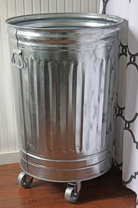 Add wheels to a metal trash can to be used as a clothes hamper, etc. Industrial Diy Decoration, Industrial Diy Decoration Ideas, Industrial Diy Projects, Laundry Basket On Wheels, Diy Laundry Basket, Farmhouse Diy Projects, Metal Trash Cans, Industrial Diy, Industrial Home Design