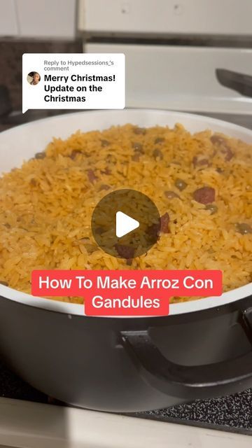 Jarrell & Jose Alexander on Instagram: "Heres's how to make arroz con gandules. 🤤 Along with a quick recap of our Christmas party. #puertoricanfood #puertorican #puertorico #recipe #arrozcongandules" Arroz Y Gandules Recipe, Arroz Con Gandules Dominicano, Puerto Rican Arroz Con Gandules, Arroz Puertorriqueño, Arroz Con Gandules Rice Cooker, Arroz Con Gandules Puerto Rican Recipe, Puerto Rican Rice Recipe, Gandule Rice, Arroz Con Gandules Puerto Rican