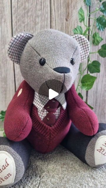 Sewing Memory Projects, How To Make A Memory Bear, Memory Bears Pattern Free Printable, Free Memory Bear Sewing Pattern, Diy Memorial Gifts, Refashion Shirt, Memorial Bears From Shirts, Memory Teddy Bear, Memorial Teddy Bear From Shirts