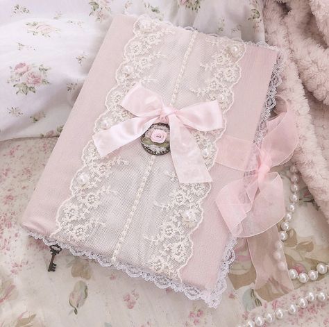 Pink handmade journal Soft Pink Theme, Pretty Journals, Princess Core, Pink Girly Things, Pink Themes, Princess Aesthetic, Croquettes, Everything Pink, Pink Princess