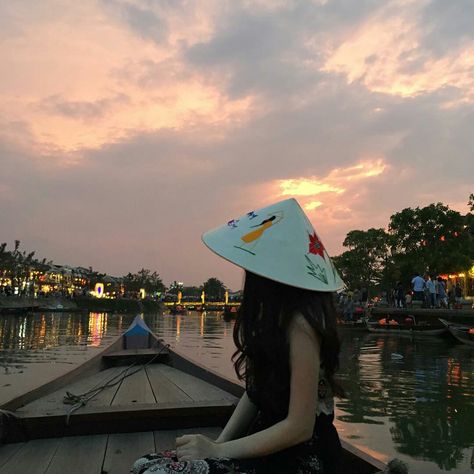 Vietnam Aesthetic, Guilin, Photo P, Photoshoot Themes, Photo Wall Collage, Foto Ideas Instagram, Ideas For Instagram Photos, Girl Day, Aesthetic Images