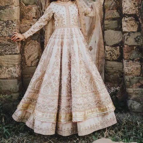 Pinkybridals inbox for details or order Whatsapp/call/viber-+923014283040
Size=As per your requirement✓
Color=can be customize✓
Delivery=All over the world 🌍
#pinkybridals
#signaturemakeup
#pakistanidesigner
#makeup#weddingideas
#weddingdance
#pakistanibridalwear
#bridaldresses#bridalmakeup
#weddingseason2023
#partydresses#nikah
#bridallehnga#shadi
#pakistanibarat#lehnga
#fashion#fashionpak
#fashionstyle#thraedwork
#bridalwears#makeupideas
#dulhandulhan#dulahadulhandresses
#pakistanibridalandpa Off White Nikkah Dress, Modern Nikkah, White Nikkah Dress, Wedding Nikkah, Pakistani Beauty, Indian Wedding Gowns, Nikah Dress, Walima Dress, Desi Wedding Dresses