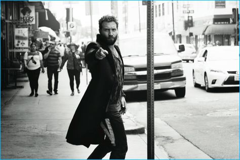 Jai Courtney shows a sense of humor as he poses for Haute Living. Bigger Guys Fashion Outfit, Hoco Guys Outfits, Jay Courtney, Actor Jai, Captain Boomerang, Jai Courtney, Australian Actors, Jive, Famous Men