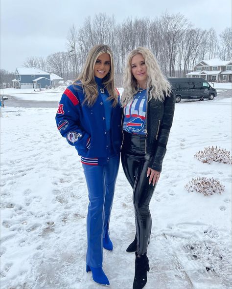 Game fits • Instagram Morgan Williams, Buffalo Bills Game, Game Outfit, Chantel Jeffries, University Shirt, Nfl Games, Winter Games, Gameday Outfit, Gaming Clothes