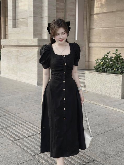 Black Korean Dress, Korean Fashion Dress Elegant, Homecoming Dresses Modest, Pretty Formal Dresses, Walking Fashion, Church Dresses For Women, Simple Homecoming Dresses, Mini Homecoming Dresses, Cottagecore Outfits