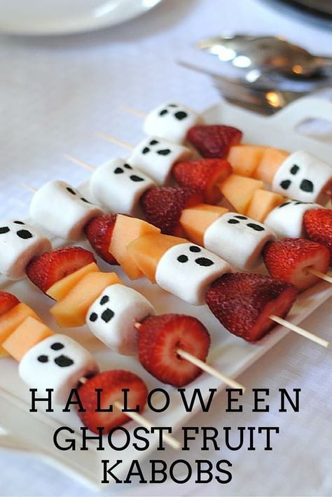 Salty Halloween Snacks For Party, Fall Brunch Birthday Party Ideas, Friday The 13th Snack Ideas, Quick Halloween Snacks, Tårta Design, Recetas Halloween, Dulces Halloween, Healthy Halloween Treats, Halloween Fruit