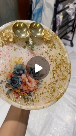 Nisha Agrawal on Instagram: "As we all are excited and start making preparation for upcoming Rakhi festival.. why not make your own hand made rakhi platter ??? 
Heres a video tutorial to help u make a easy, yet beautiful puja platter!
If u r short of time ,we got u covered! You can even order  it….
Dm to know more!

#resinworkshop #resinarttutorial #arttutorial #processvideo #resinartprocess #rakhispecial #rakhigifts #resinartist" Rakhi Festival, Process Art, Resin Art, Art Tutorials, Make Your Own, Diy Projects, Festival