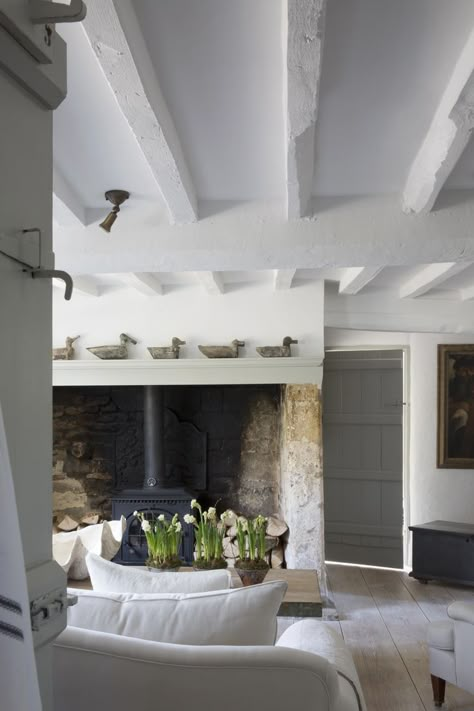 Emma Lewis, Painted Beams, Cottage Lounge, Beams Living Room, Cottage Interior Design, White Beams, Living Place, Country Cottage Decor, Cottage Renovation