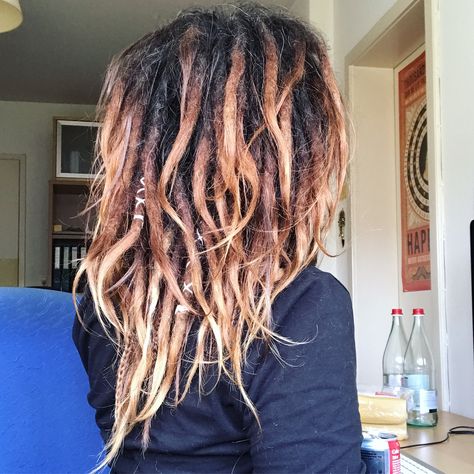 Dread Inspiration, Female Dreads, Dreads Short Hair, Hair Stages, Ombre Dreadlocks, Dreads Care, New Dreads, Ombre Dreads, Short Dreads